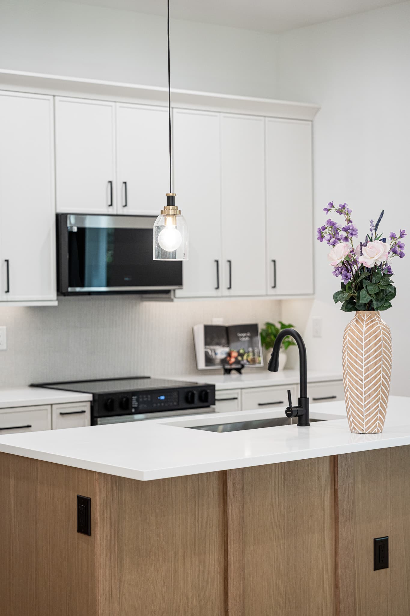 Kitchen — appliances