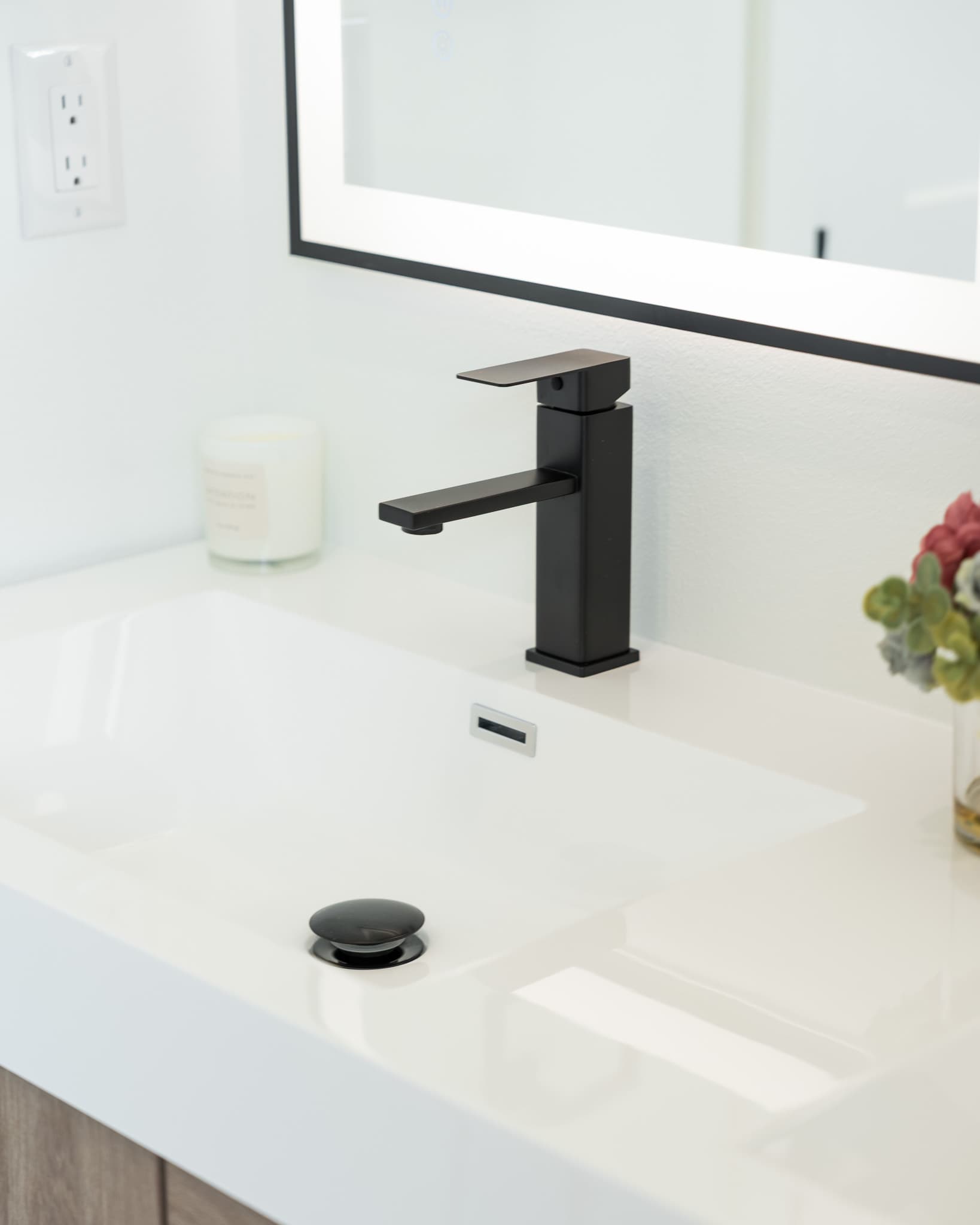 Bathroom detail